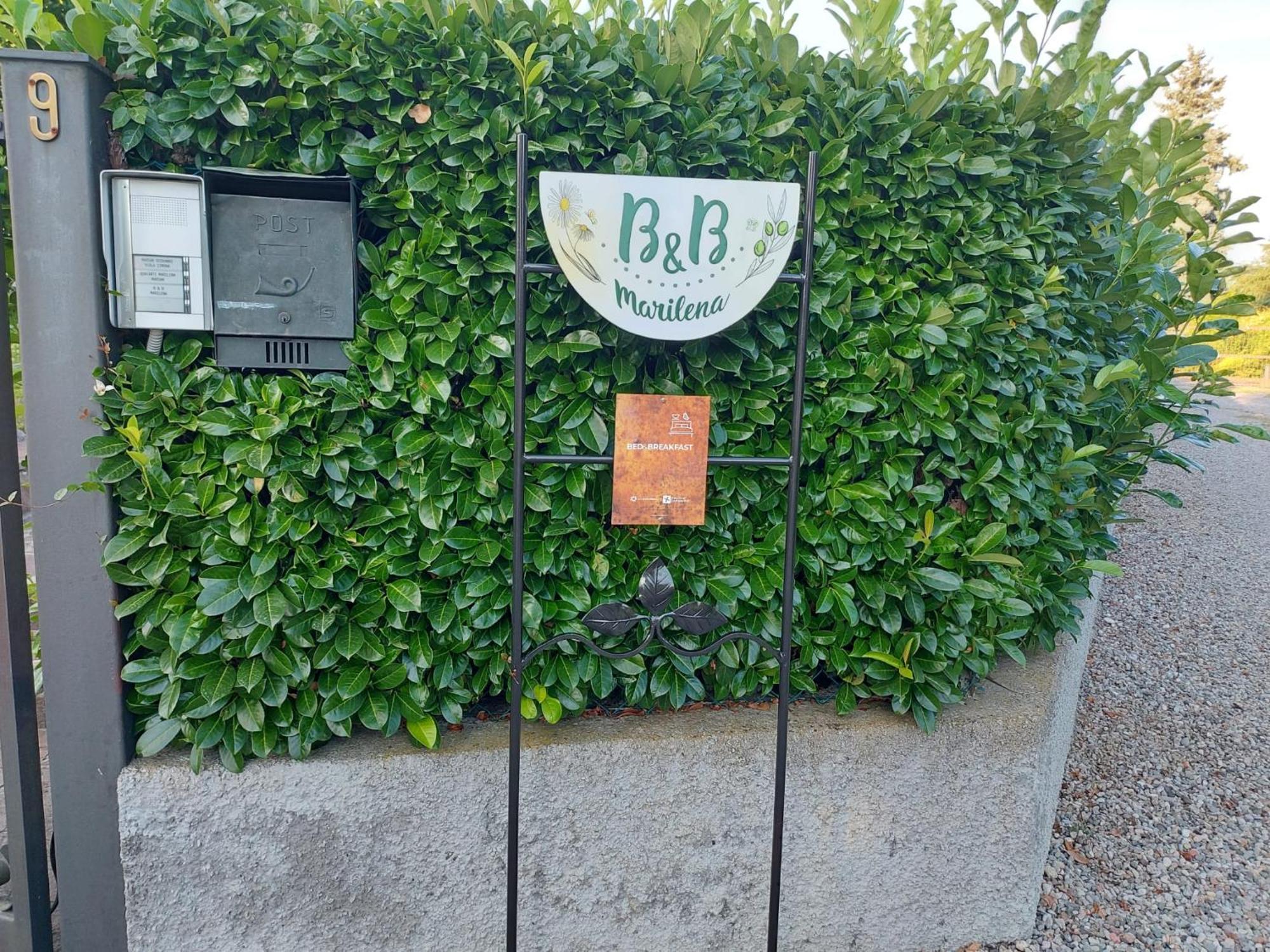 B&B Marilena Guanzate Екстериор снимка