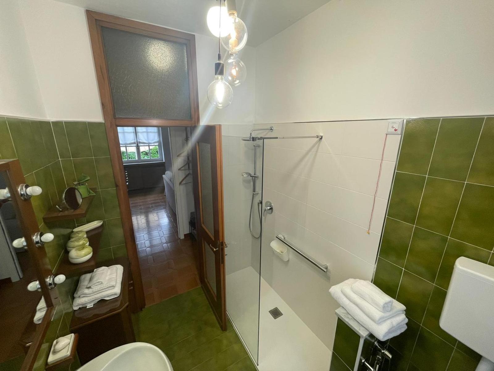 B&B Marilena Guanzate Екстериор снимка