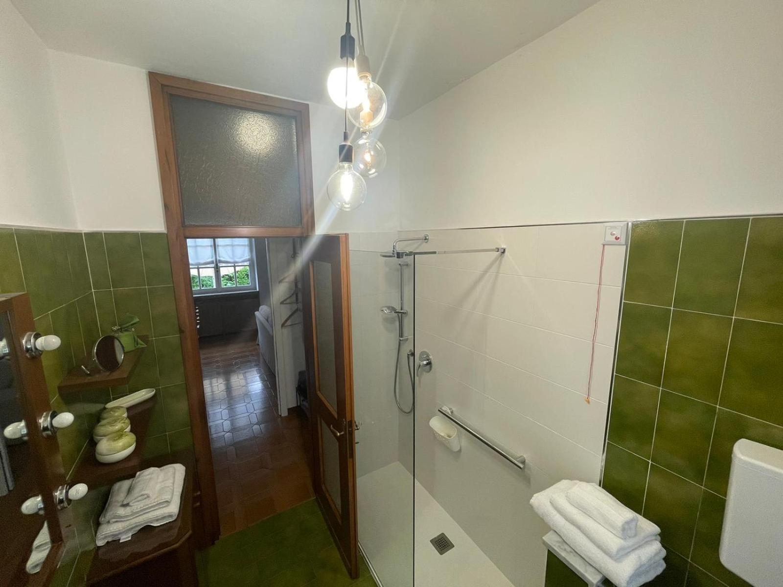 B&B Marilena Guanzate Екстериор снимка