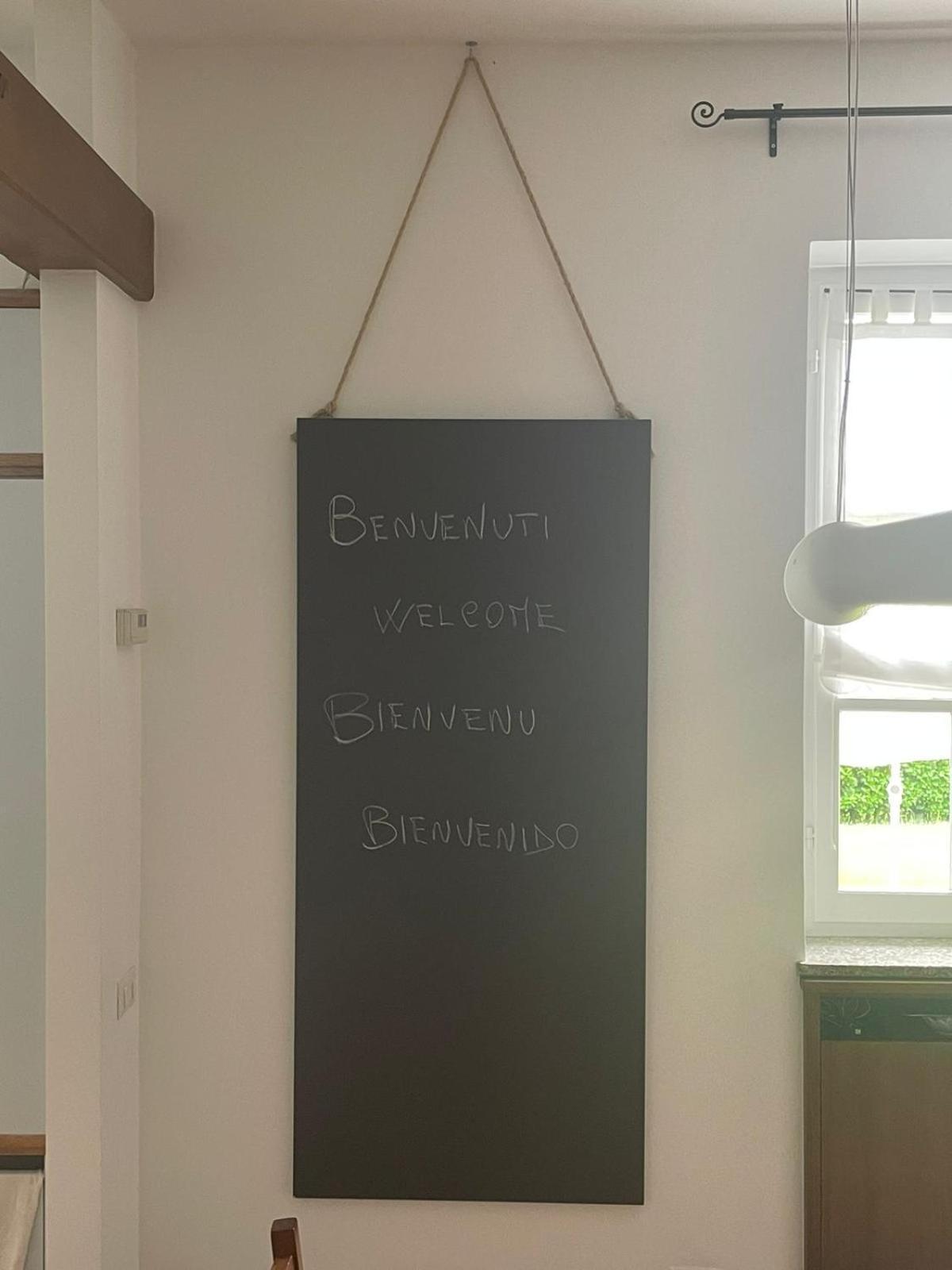 B&B Marilena Guanzate Екстериор снимка